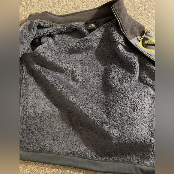 The North Face fleece zip up jacket, green with grey and yellow accents. - Picture 3 of 4